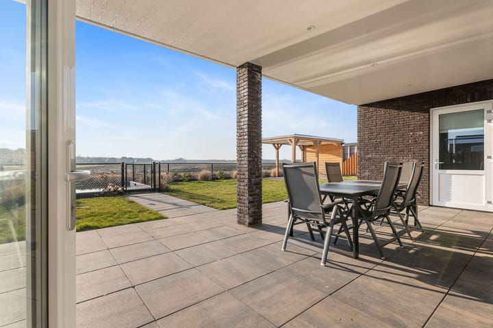 Foto 38 van Marten Klompienlaan 56