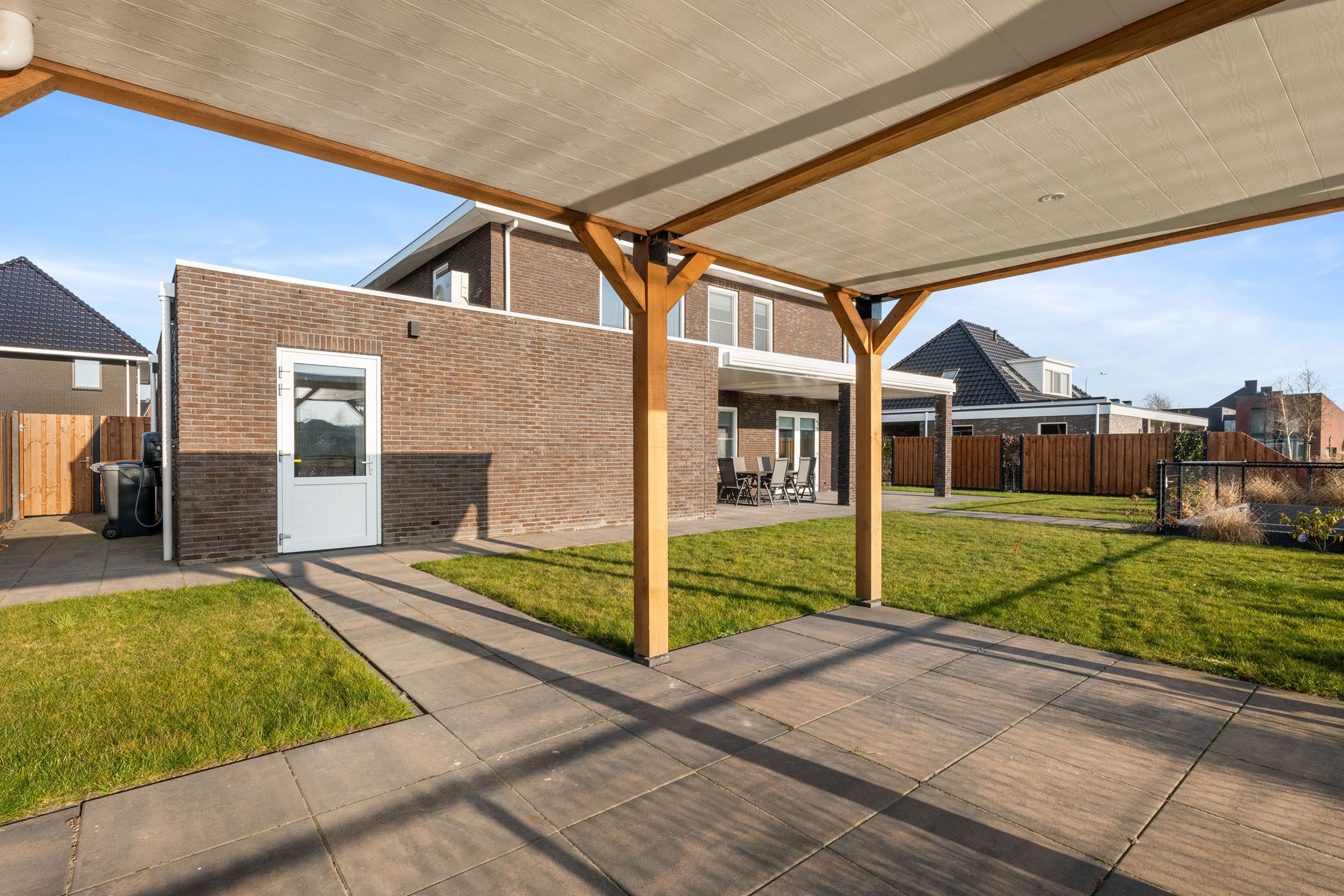 Foto 42 van Marten Klompienlaan 56