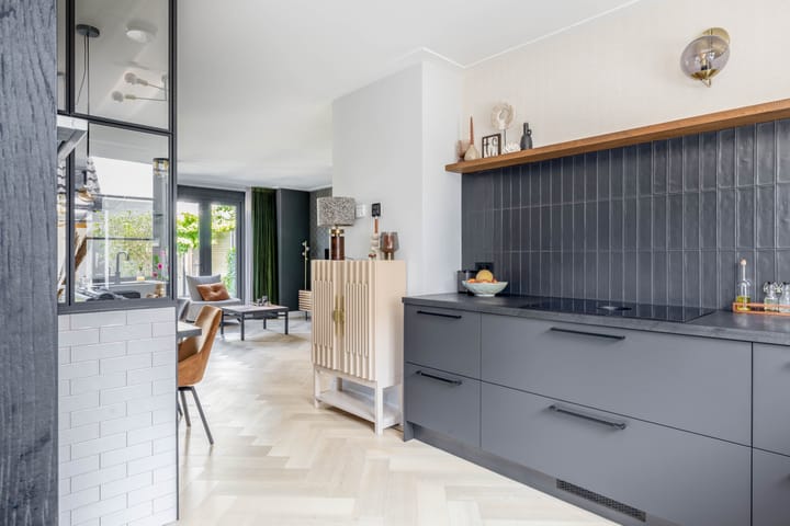 Photo 2 of Zwaluwbij 3