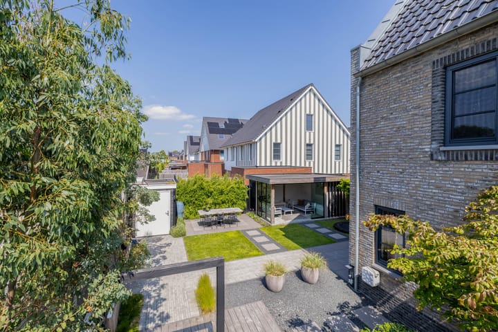 Photo 50 of Zwaluwbij 3