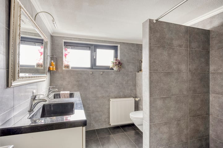 Foto 27 van Simon de Vliegerstraat 40