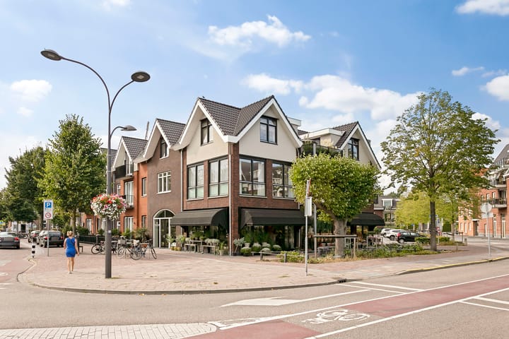 Stationsstraat 12