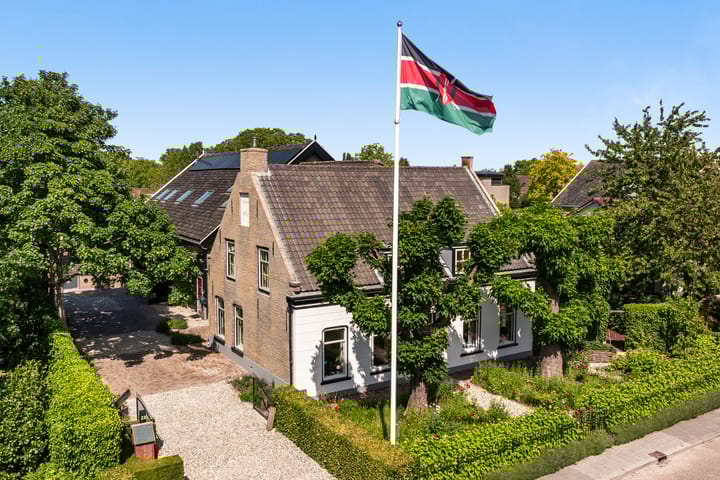 Photo 3 of Dorpsstraat 23