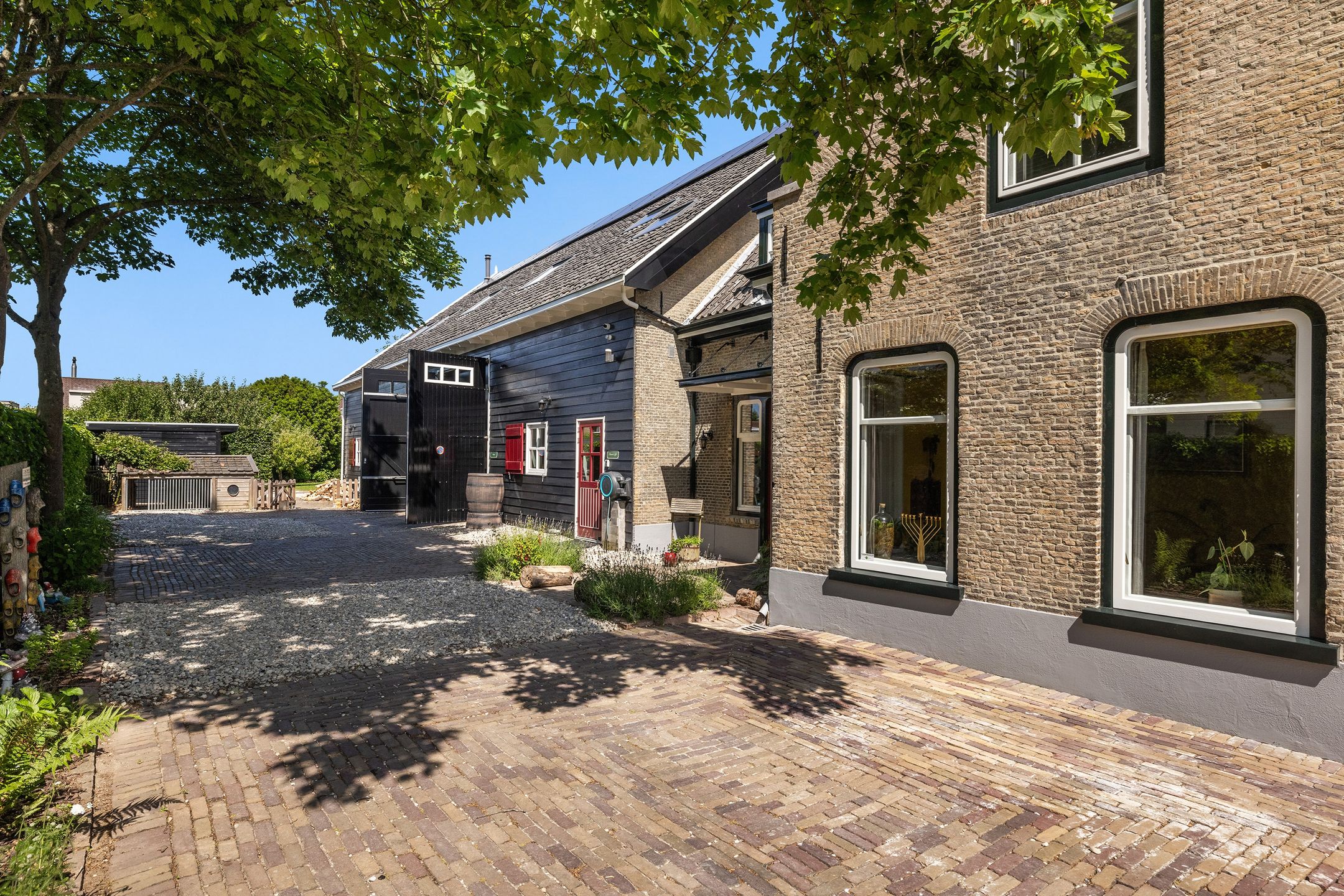 Photo 6 of Dorpsstraat 23