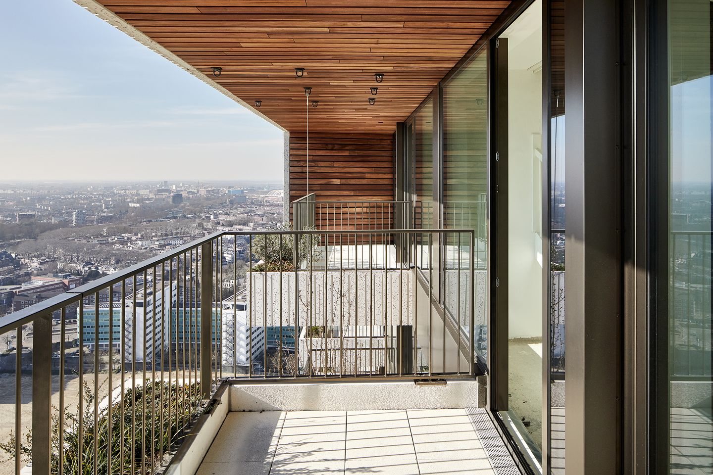 Foto 10 van Hoola van Nootenstraat 413