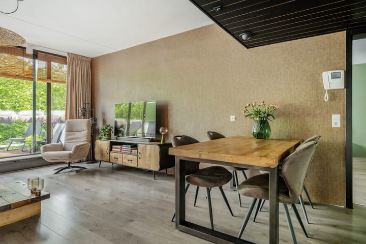 Foto 24 van Doenradestraat 42-E30