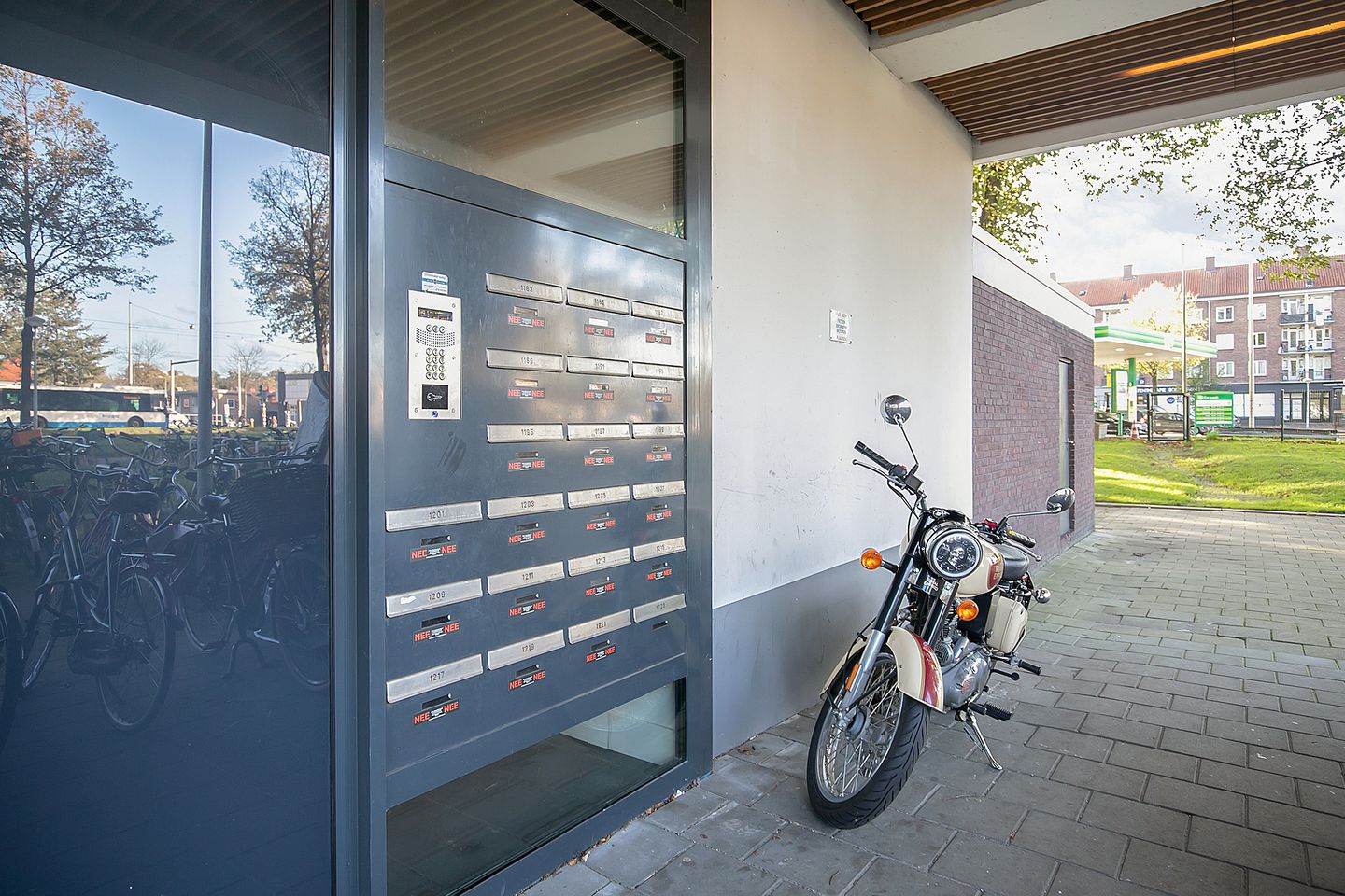 Foto 20 van Burgemeester Hogguerstraat 1221