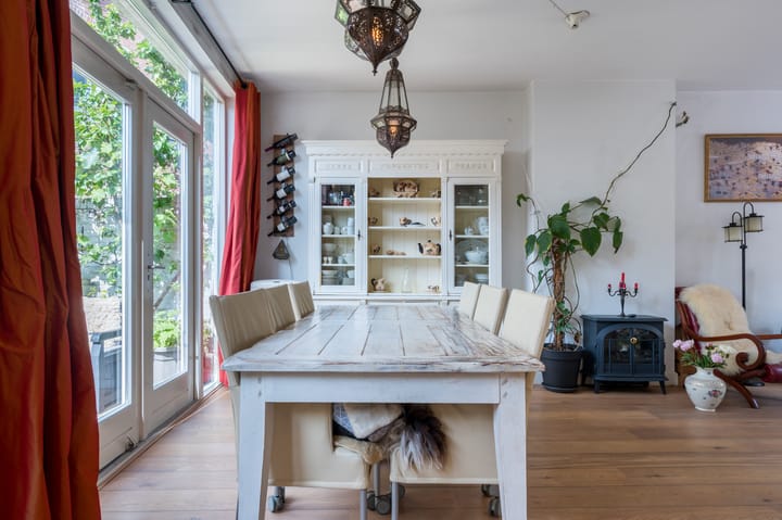 Foto 16 van van Limburg Stirumstraat 27-B