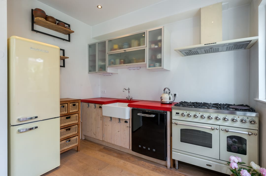 Foto 17 van van Limburg Stirumstraat 27-B