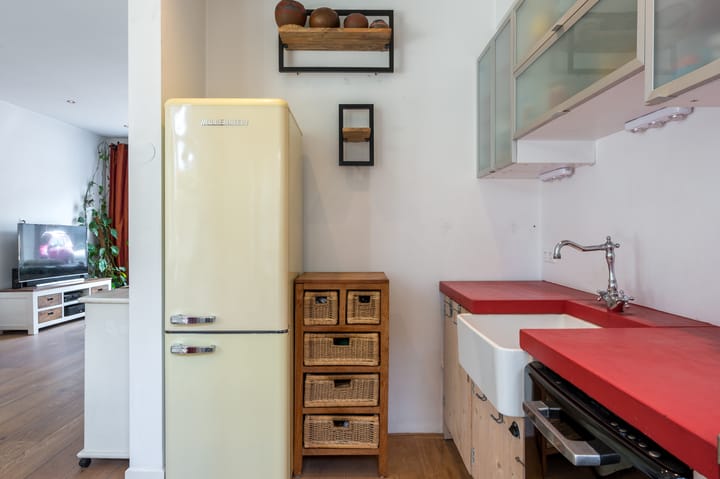 Foto 18 van van Limburg Stirumstraat 27-B