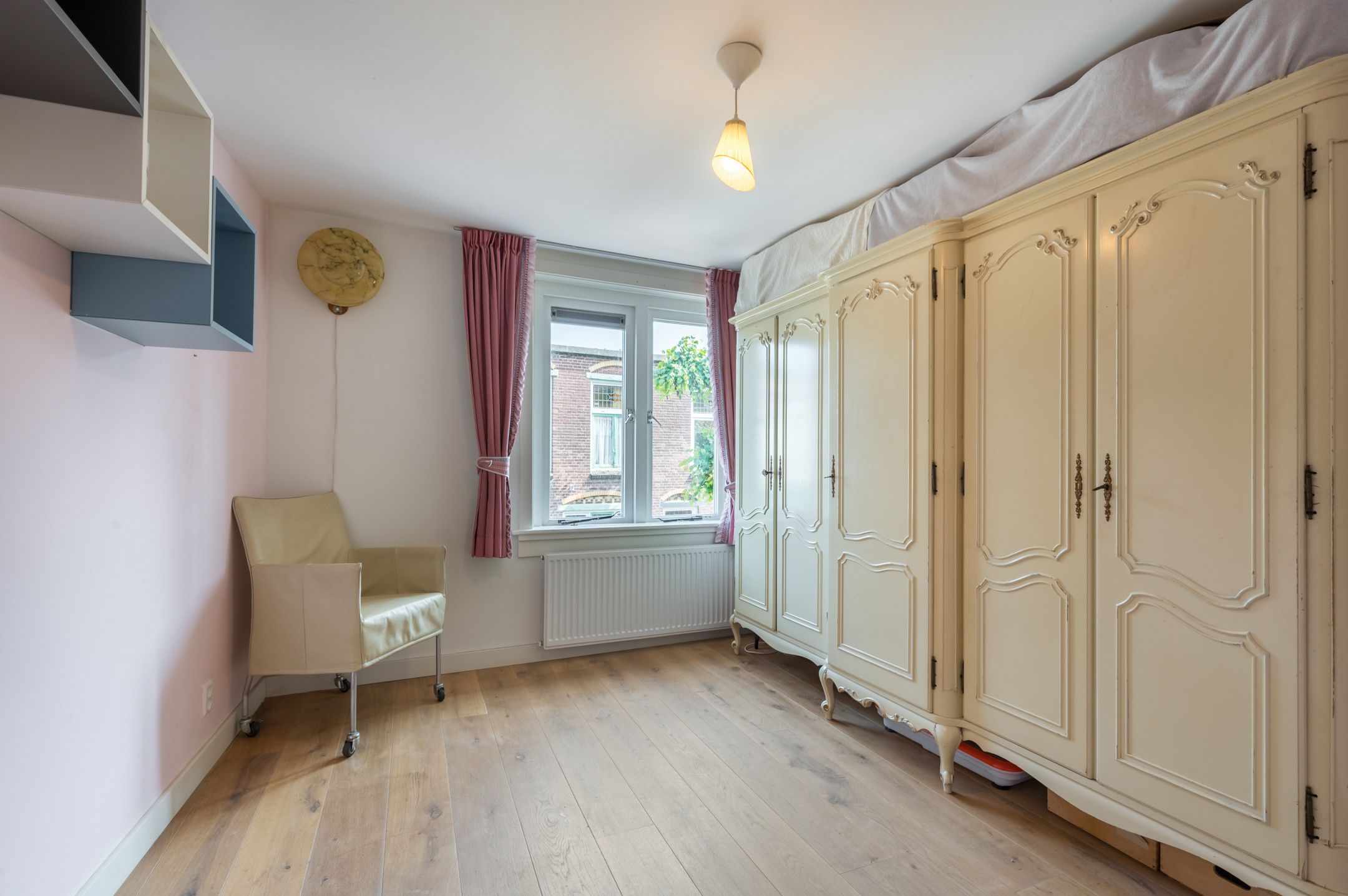 Foto 27 van van Limburg Stirumstraat 27-B