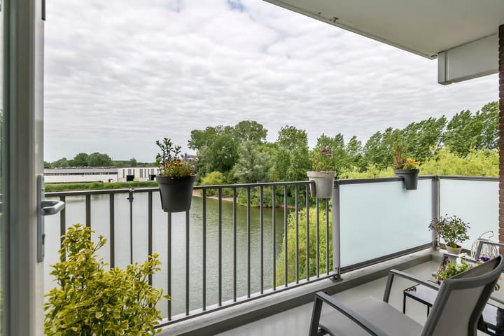 Foto 2 van Heuvel 153