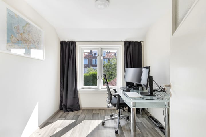 Foto 14 van Reaumurlaan 16