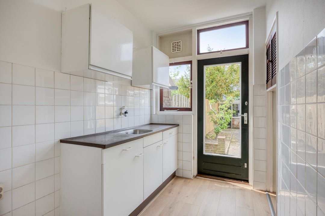 Photo 7 of Dr. de Visserstraat 47