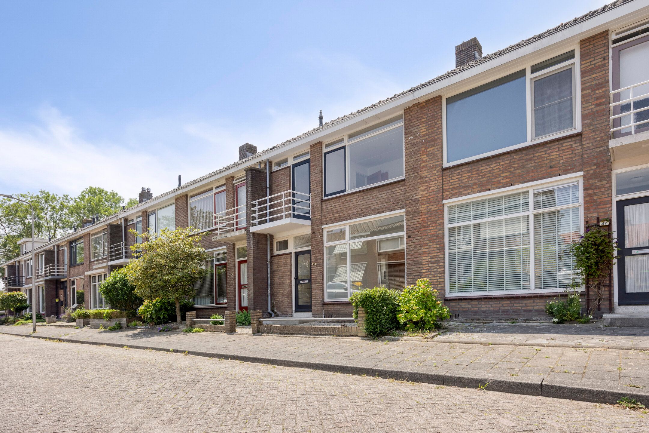 Photo 21 of Dr. de Visserstraat 47