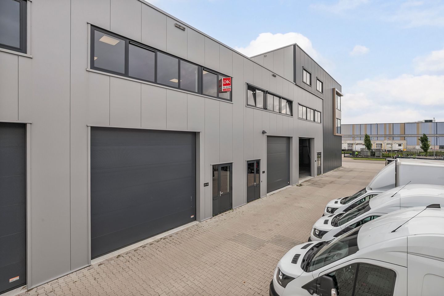 View photo 4 of Bijsterhuizen 3173-003