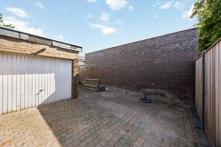 Foto 30 van Leliestraat 54