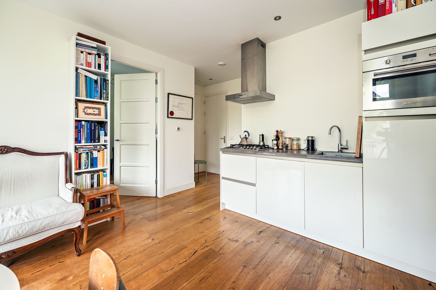 Foto 10 van Nassaukade 19-2A