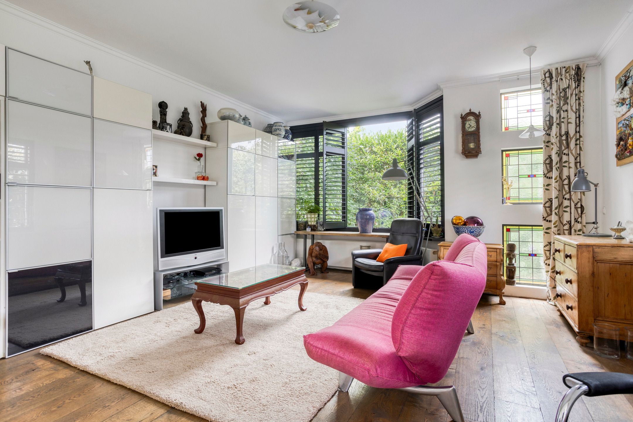 Foto 3 van Middelwijkstraat 1