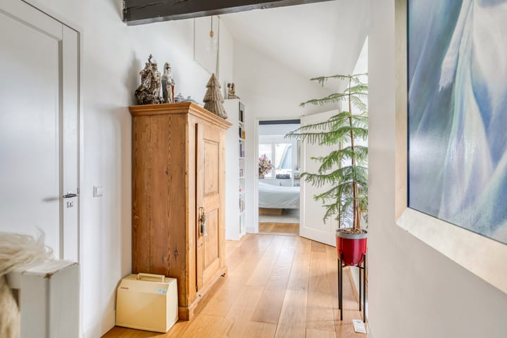 Foto 17 van Middelwijkstraat 1