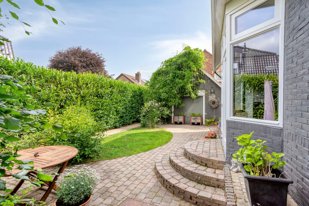 Foto 28 van Middelwijkstraat 1