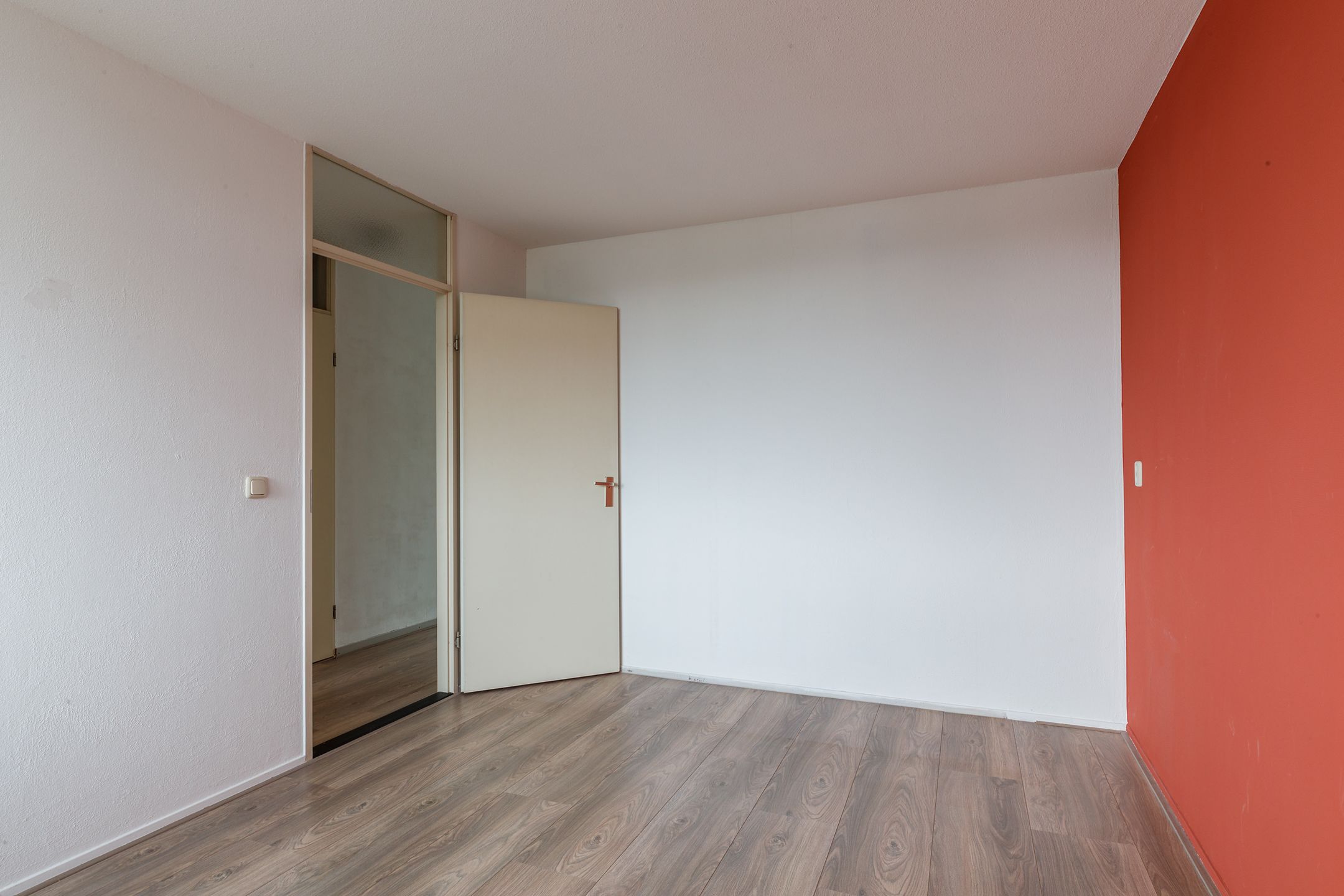 Foto 12 van Aartsbisschop Romerostraat 365