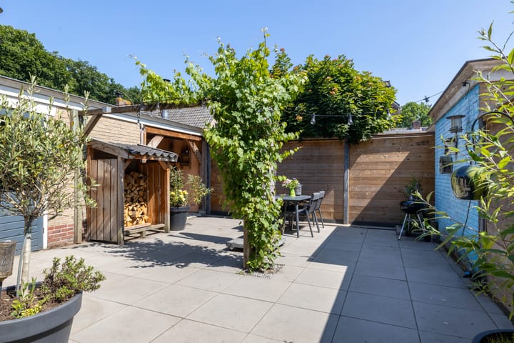 Foto 26 van Suze Robertsonlaan 15