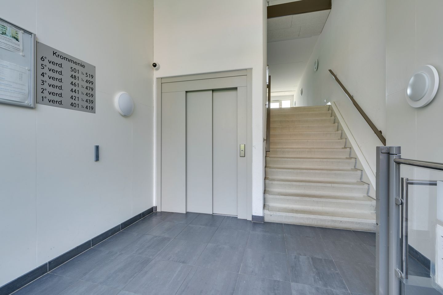 Photo 10 of Vurehout 401