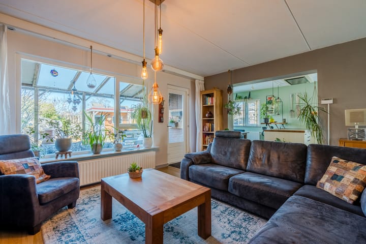 Foto 11 van Guurtjesmarken 51