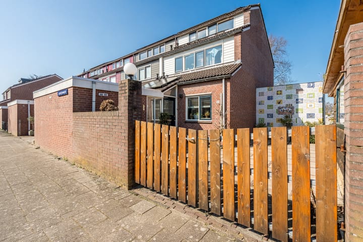 Foto 67 van Guurtjesmarken 51