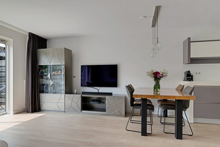 Foto 11 van H. Diesveldsingel 25