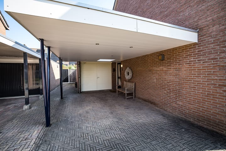 Photo 7 of Hooiland 129