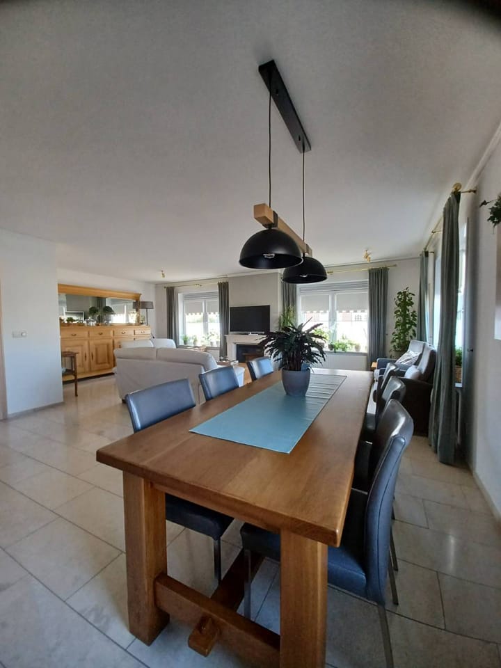 Foto 12 van Stuerboutstraat 26-A