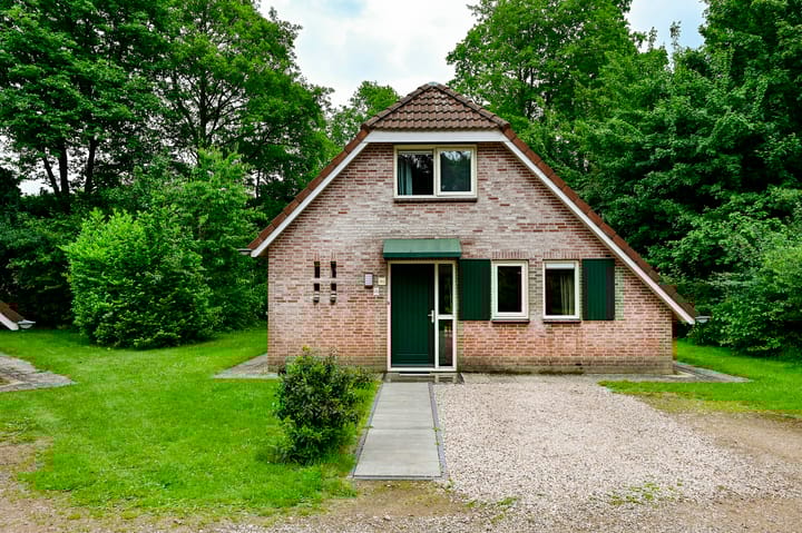 Foto 1 van Landweerswal 2-146