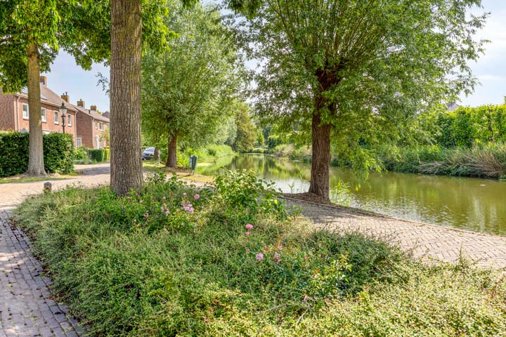 Photo 41 of Vaartkant 16