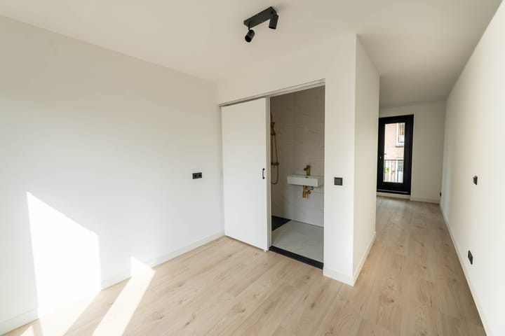 Foto 21 van Noordwal 54-B