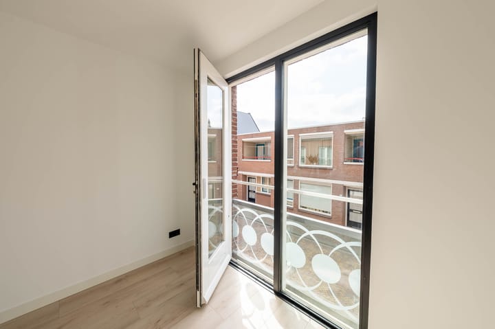 Foto 28 van Noordwal 54-B