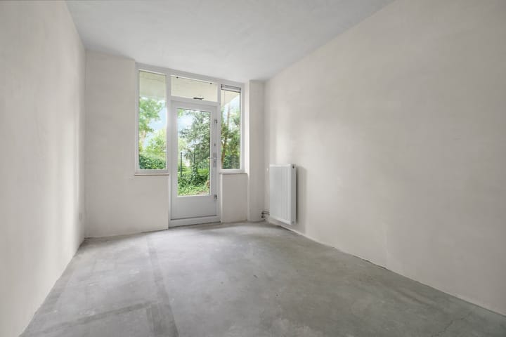 Photo 13 of Daniël Defoelaan 118