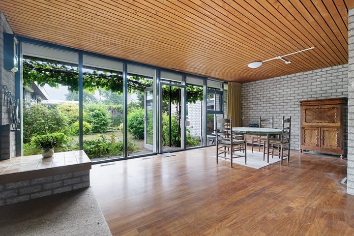 Photo 6 of Reviusstraat 56