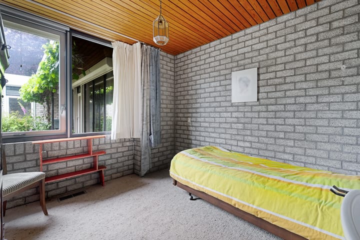 Photo 18 of Reviusstraat 56