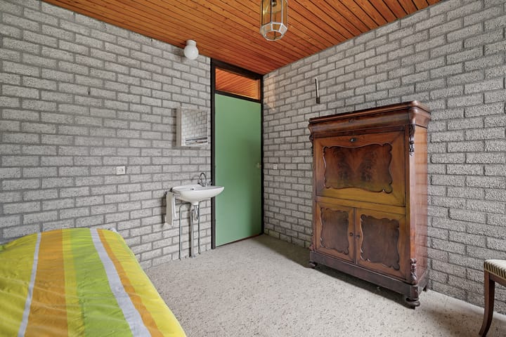 Photo 19 of Reviusstraat 56