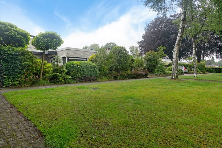 Photo 40 of Reviusstraat 56