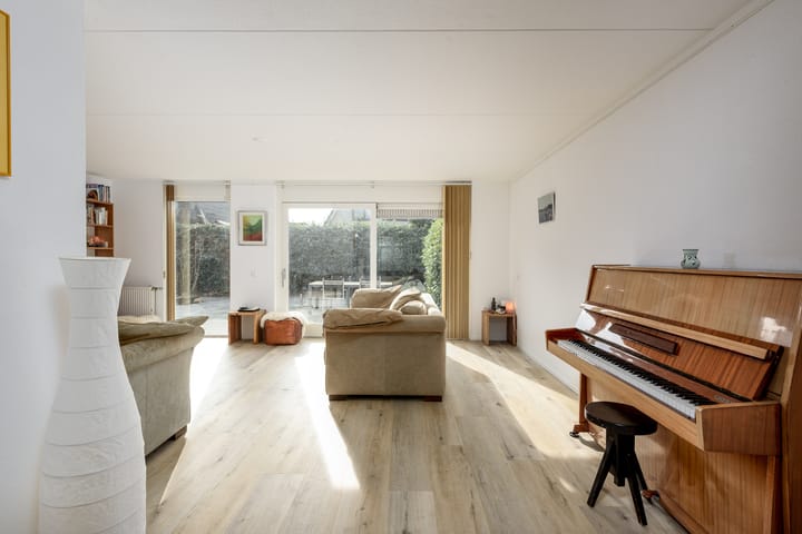 Foto 12 van Lievensbergstraat 10