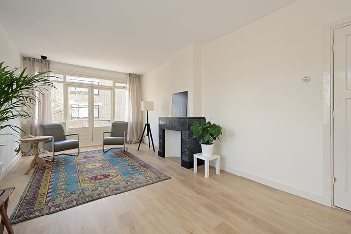 Photo 14 of Van Heutszstraat 115