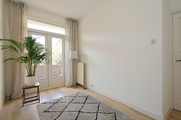 Photo 27 of Van Heutszstraat 115