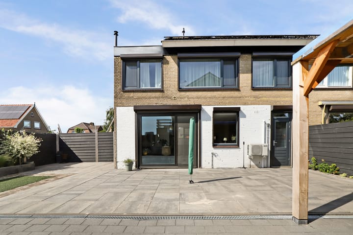 Foto 41 van Sportlaan 2