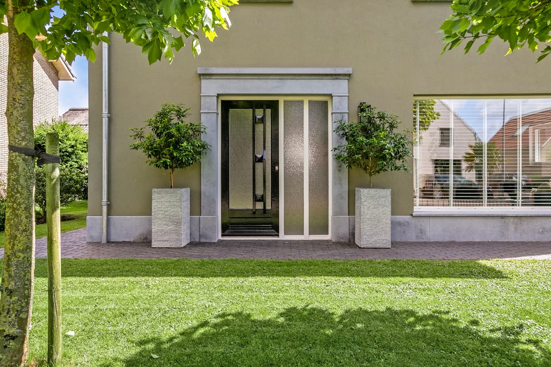 Photo 2 of Deken Fritsenstraat 57