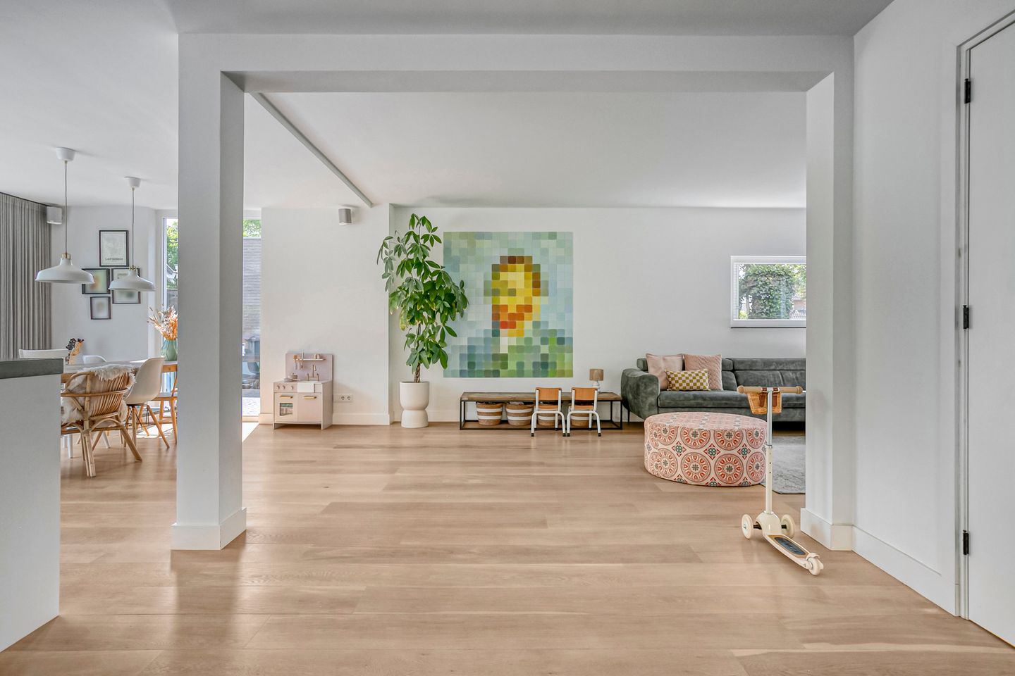 Photo 4 of Deken Fritsenstraat 57