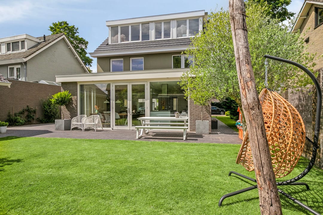 Photo 38 of Deken Fritsenstraat 57