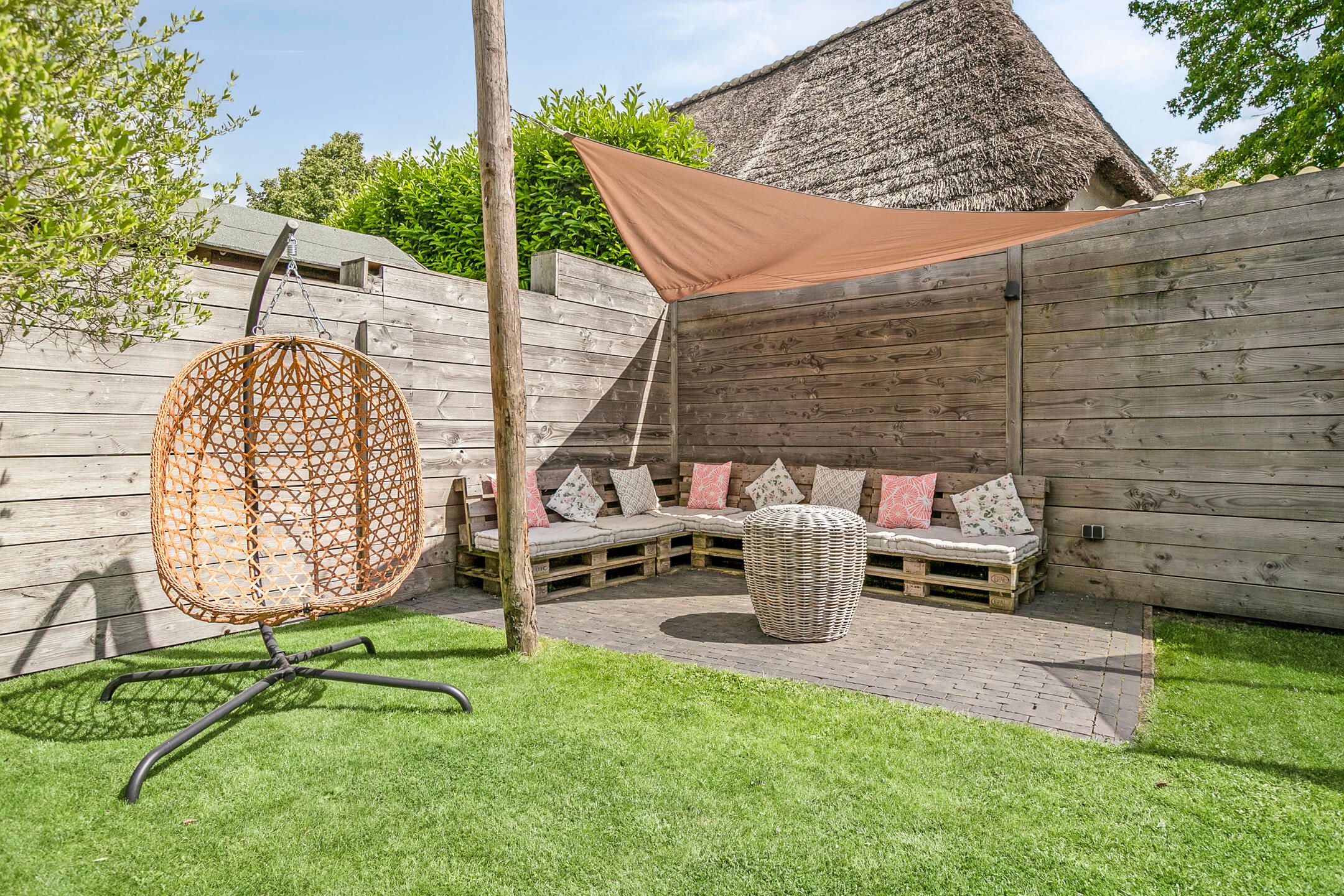 Photo 42 of Deken Fritsenstraat 57